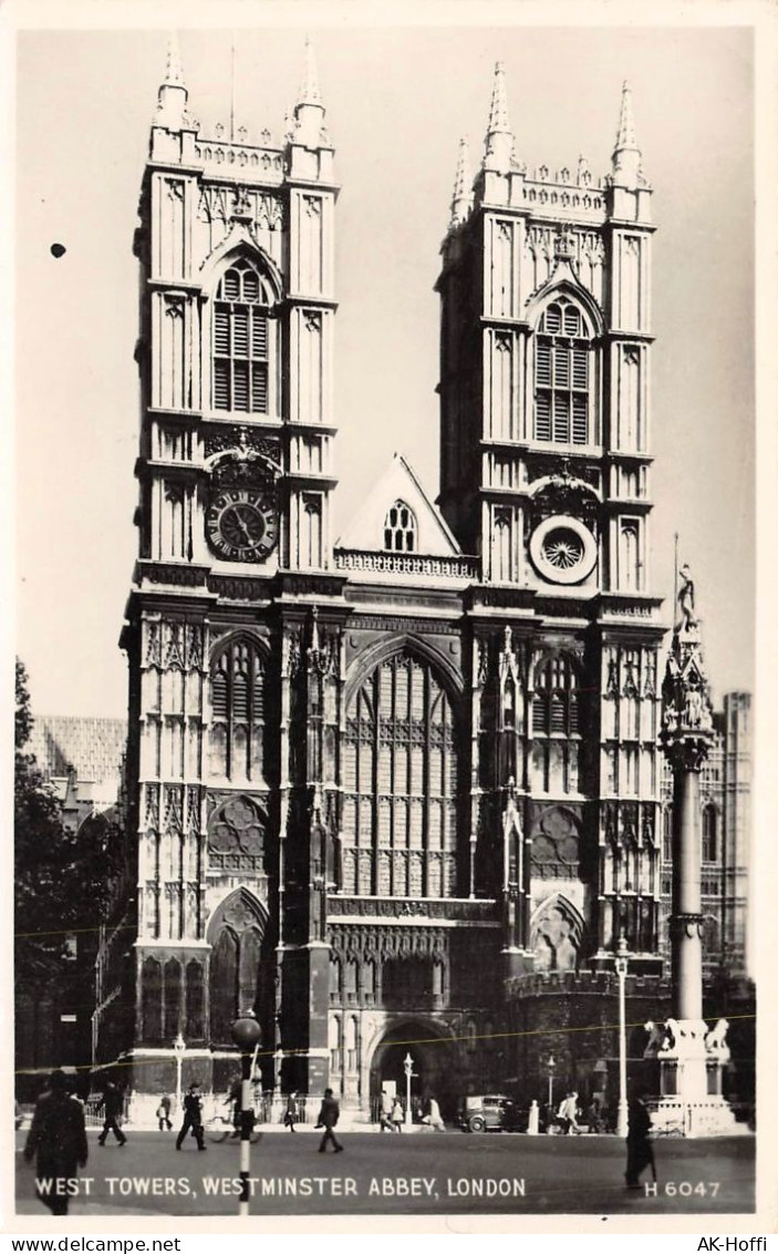 WEST TOWERS, WESTMINSTER ABBEY, LONDON. (788) - Westminster Abbey