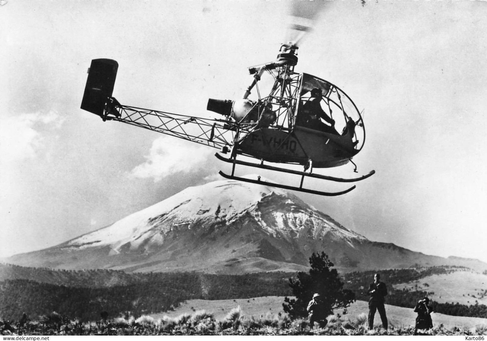 Hélicoptère DJINN Devant Le Popocatepetl Au Mexique * Mexico Aviation Hélicoptères - Helicopters