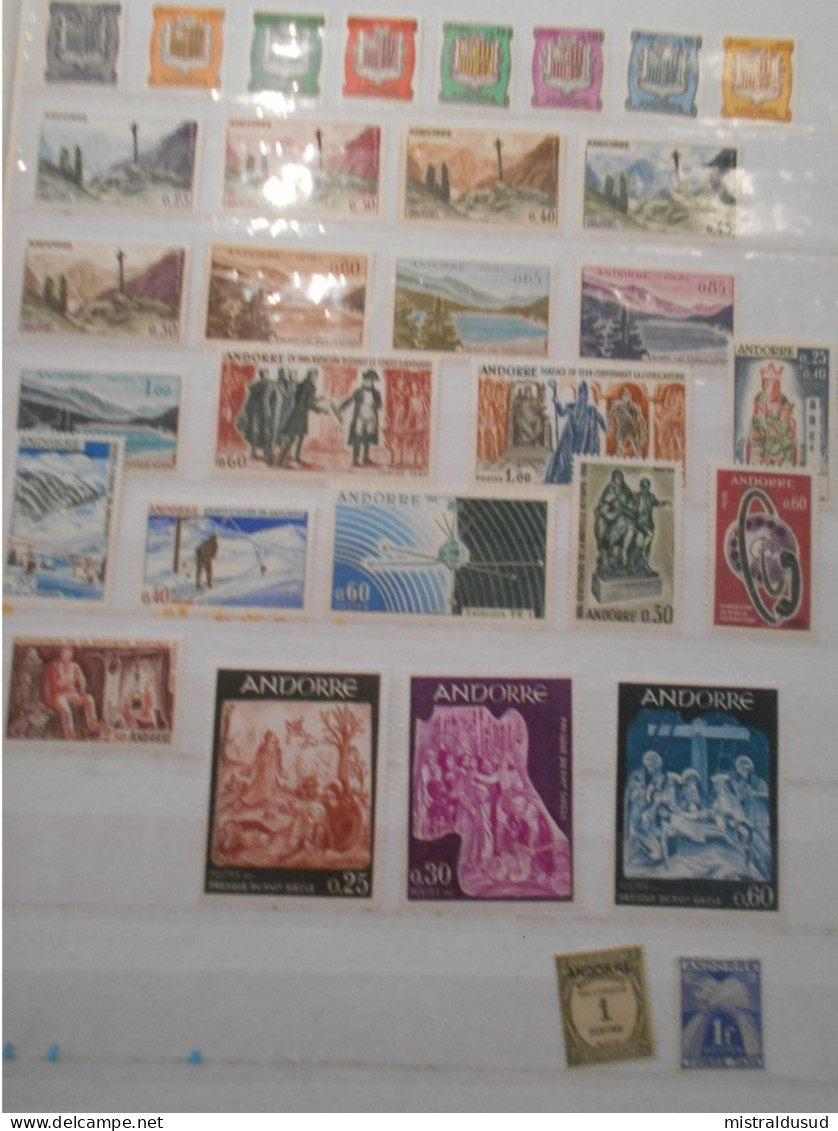 Andorre Français Collection , 29 Timbres Neufs ( Sans Charniere) Des Annees 60 - Sammlungen