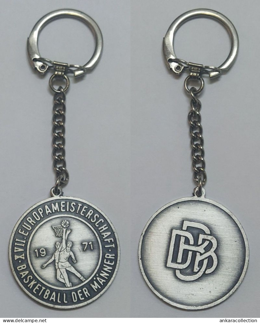 AC -  XVIIth FIBA EUROPEAN BASKETBALL CHAMPIONSHIPS 1971 GERMANY KEY CHAIN RING - Kleding, Souvenirs & Andere