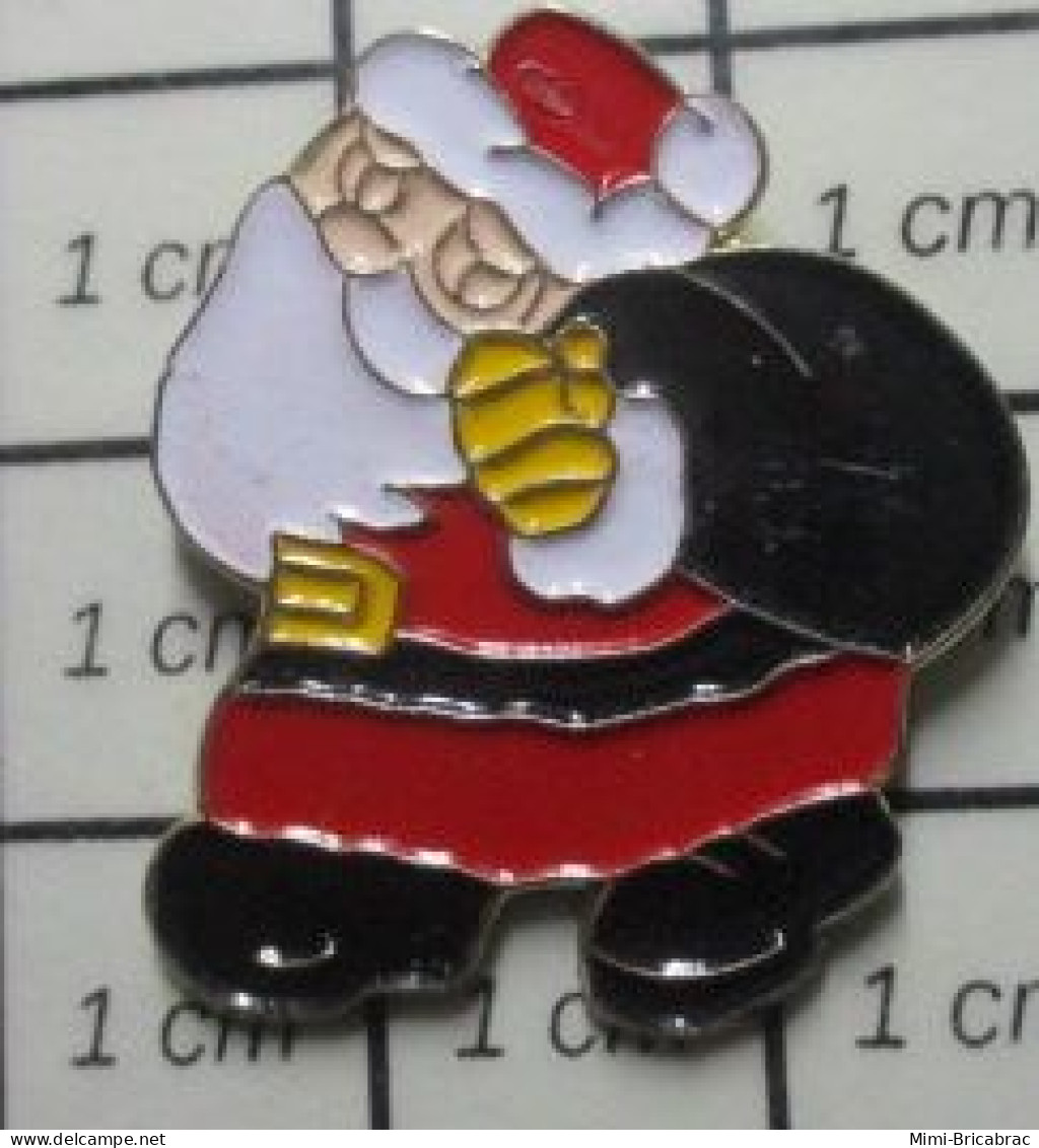 SP15 Pin's Pins / Beau Et Rare / NOEL / PERE NOEL AVEC UN SAC NOIR - Kerstmis