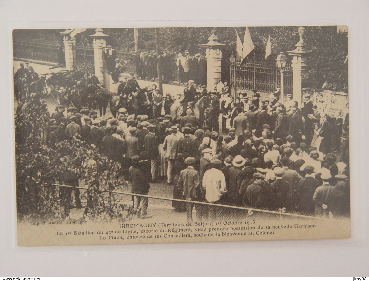 TERRITOIRE DE BELFORT-GIROMAGNY 1ER OCTOBRE 1913-LE 1ER BATAILLON 42 E DE LIGNE ESCORTE DU REGIMENT  VIENT ...ANIMEE - Giromagny