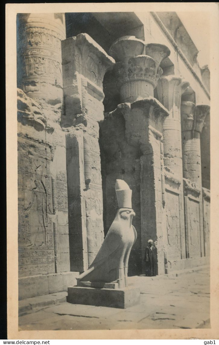 Egypte --- Edfu -- A Statue Of God Horus - Idfu