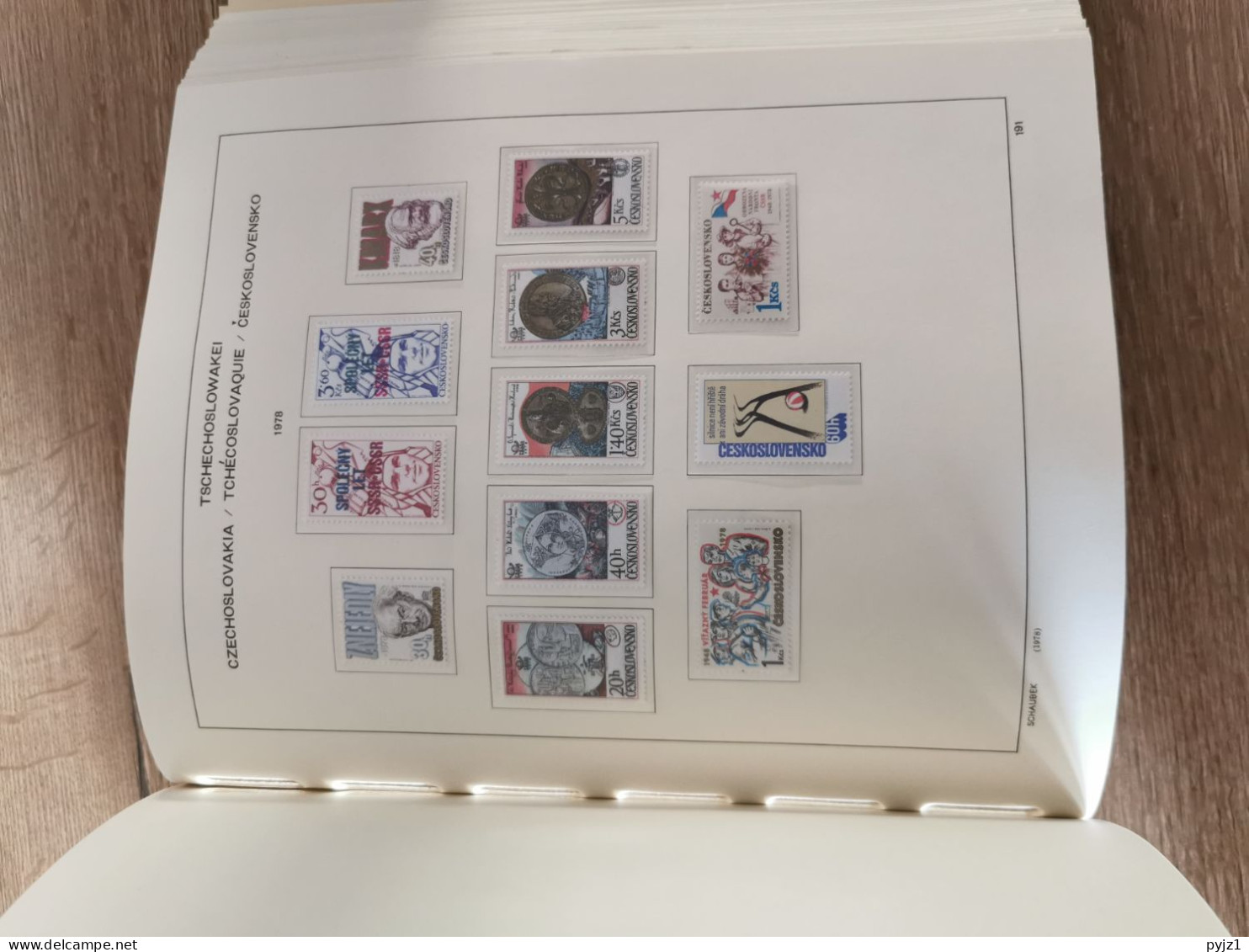 Czechoslovakia MNH 1974-1985 in Schaubeck k album