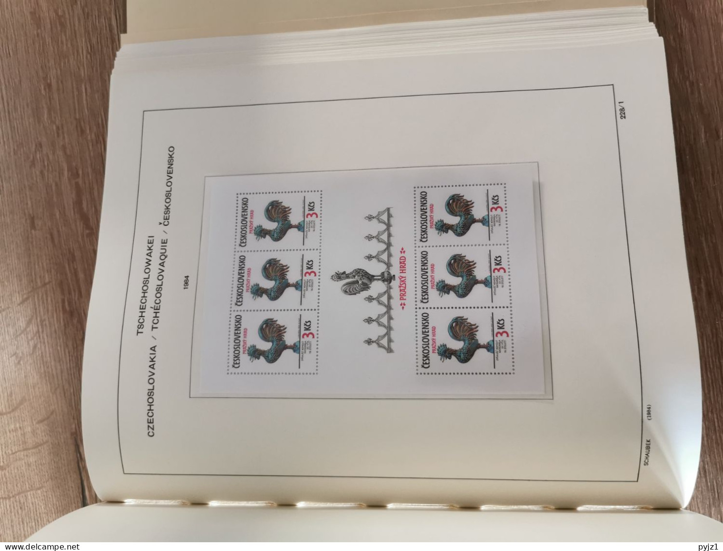 Czechoslovakia MNH 1974-1985 in Schaubeck k album
