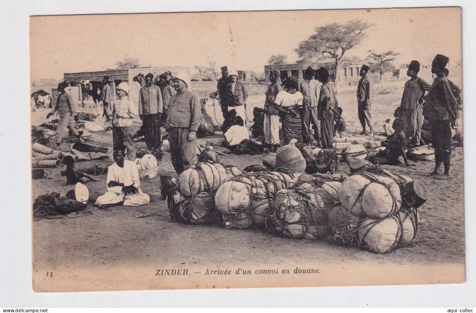 ZINDER NIGER ARRIVÉE D'UN CONVOI EN DOUANE ( Douaniers-douanes) - Niger