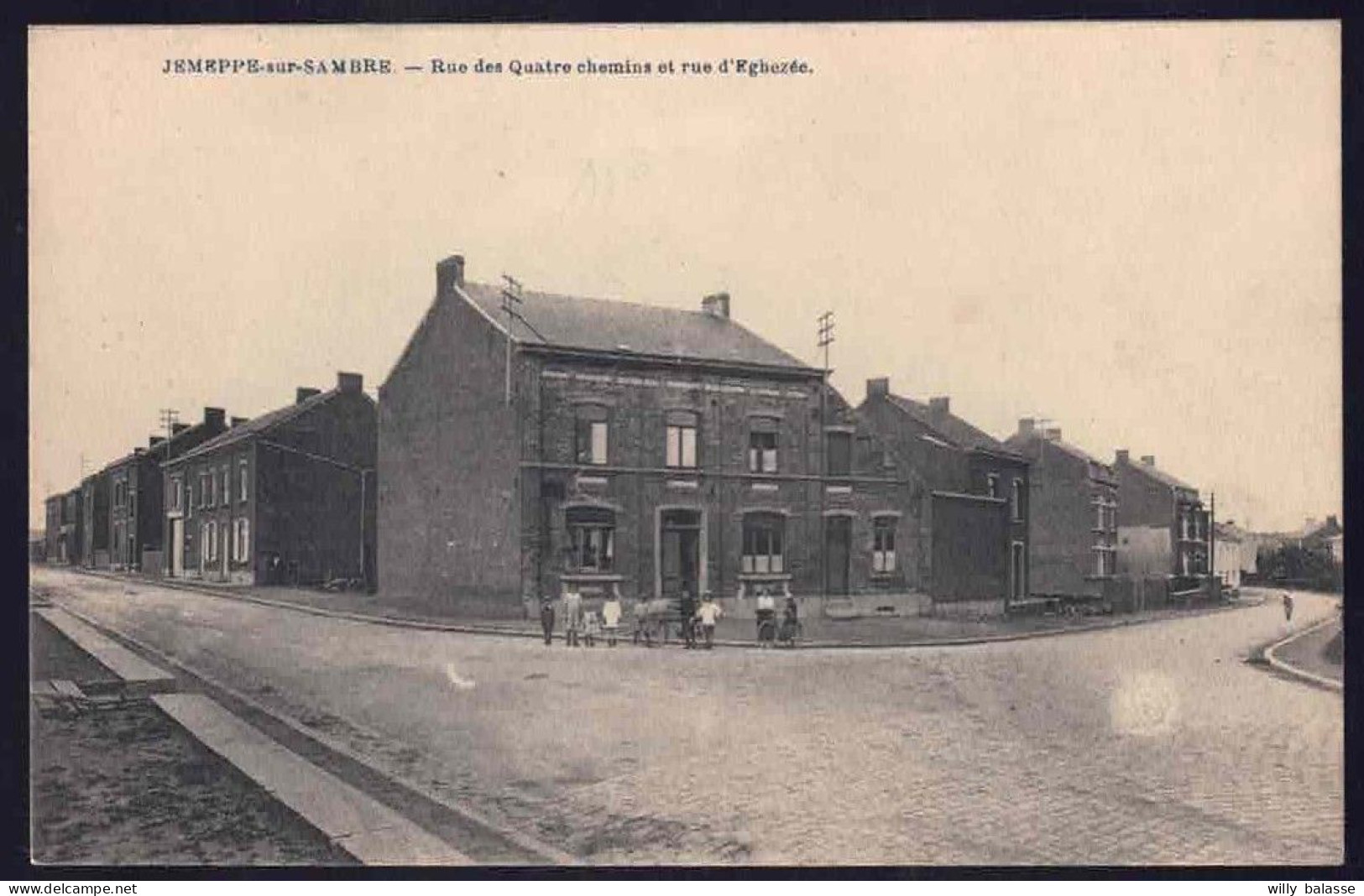 +++ CPA - JEMEPPE SUR SAMBRE - Rue Des Quatre Chemins Et Rue D'Eghezée - Carte Animée  // - Jemeppe-sur-Sambre