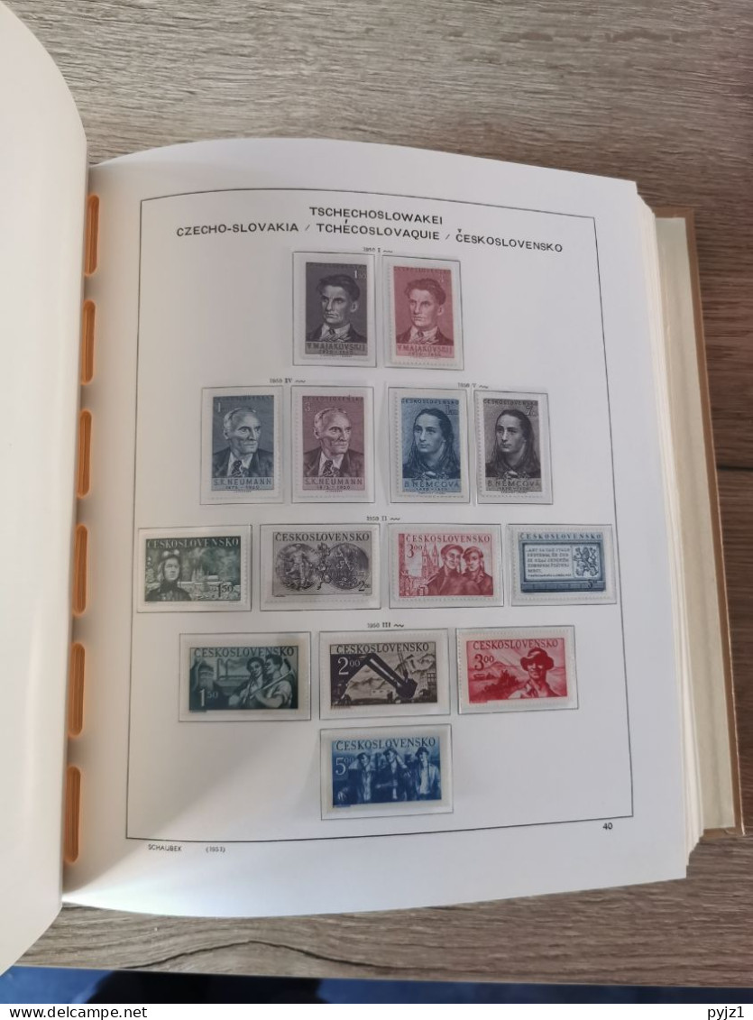 Czechoslovakia MNH 1950-1973 Complete In Schaubeck Album - Collections (en Albums)