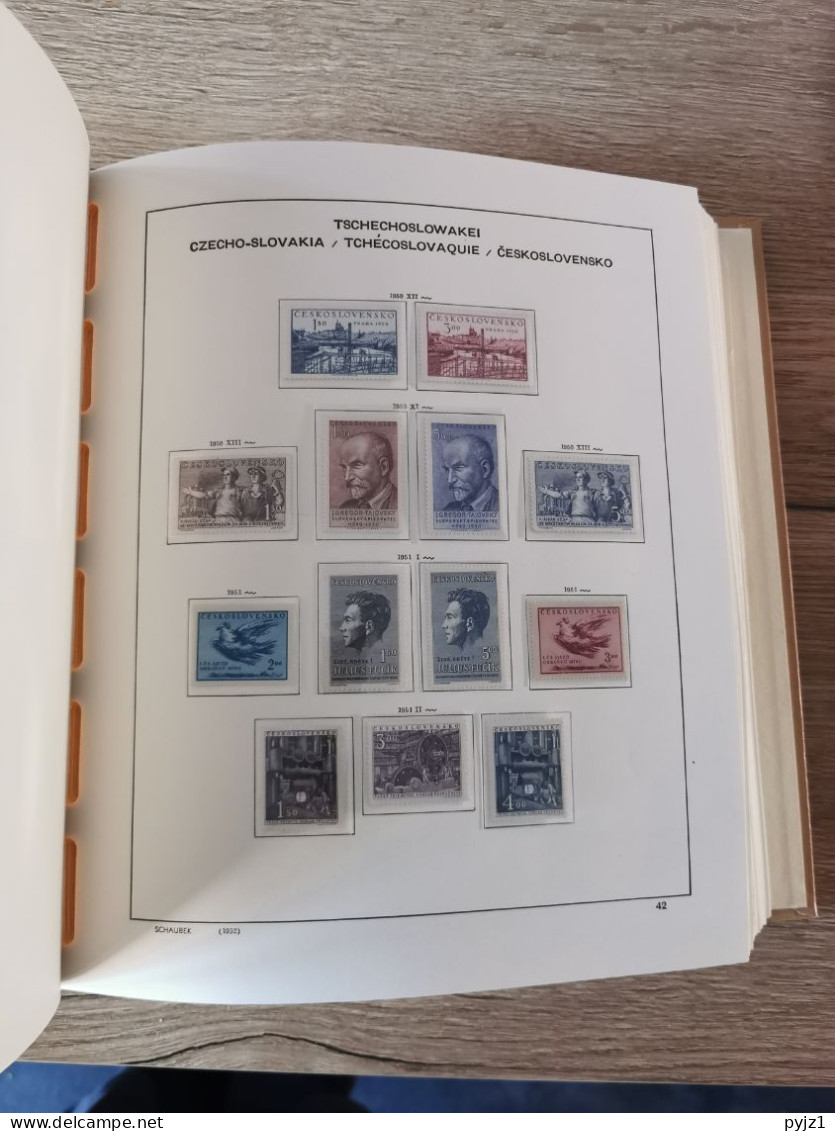 Czechoslovakia MNH 1950-1973 Complete In Schaubeck Album - Collections (en Albums)