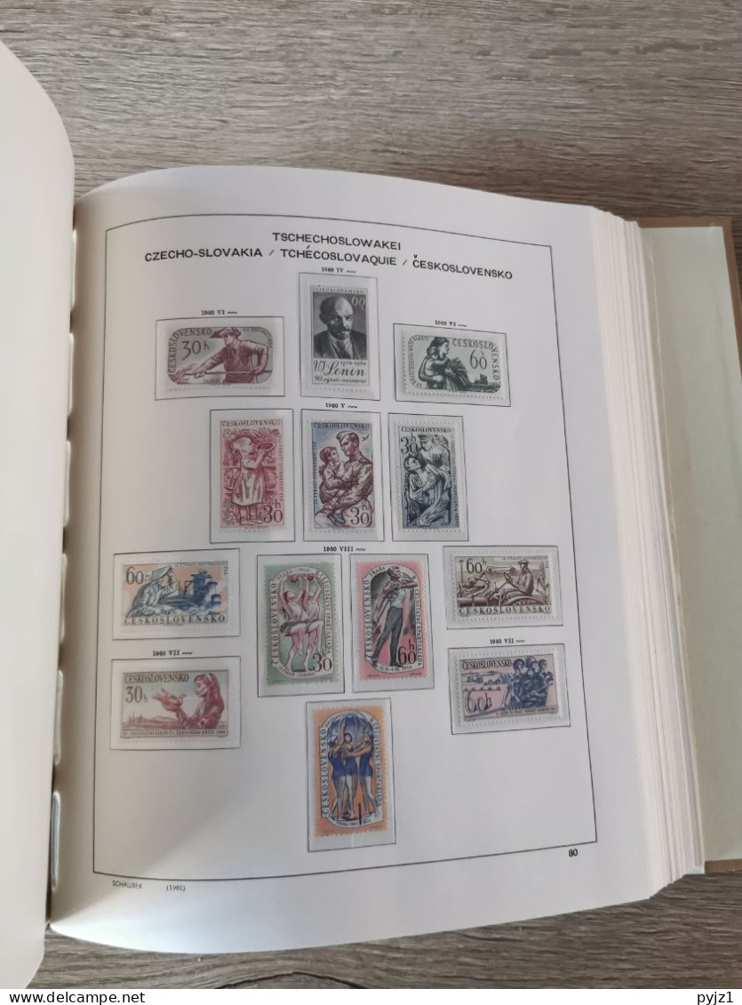 Czechoslovakia MNH 1950-1973 complete in Schaubeck album