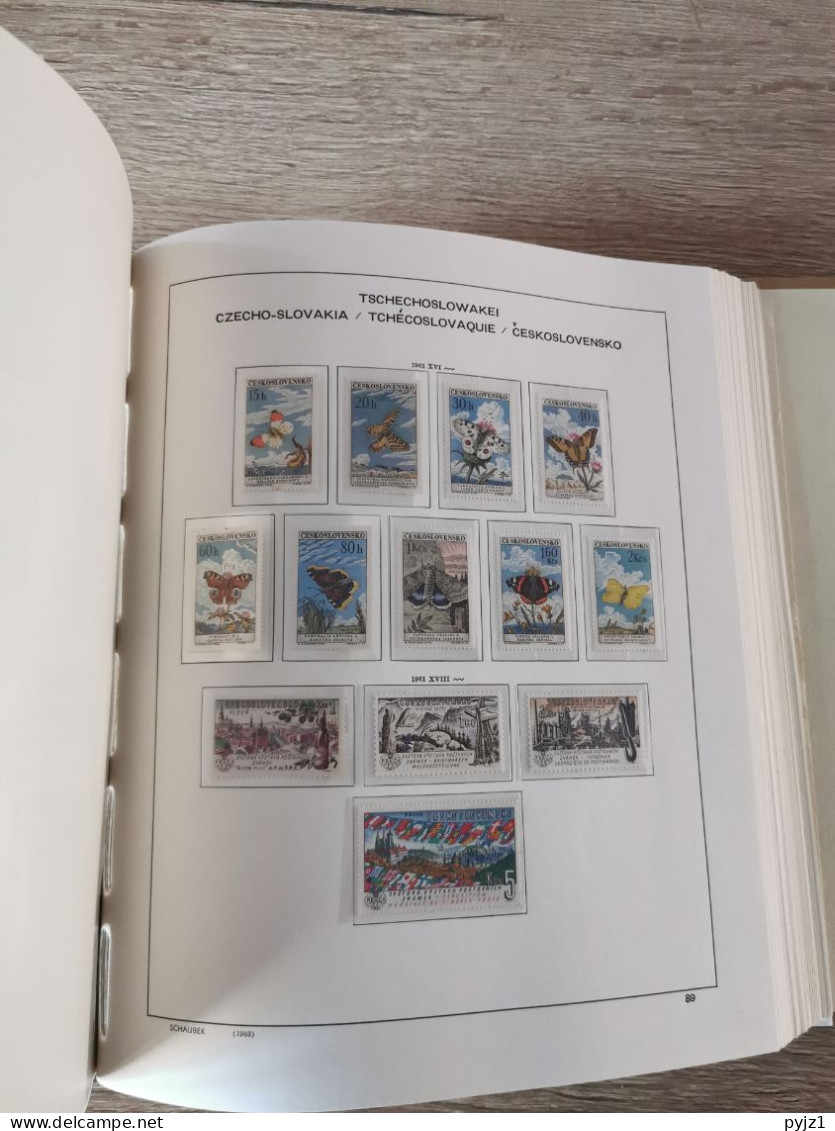 Czechoslovakia MNH 1950-1973 complete in Schaubeck album