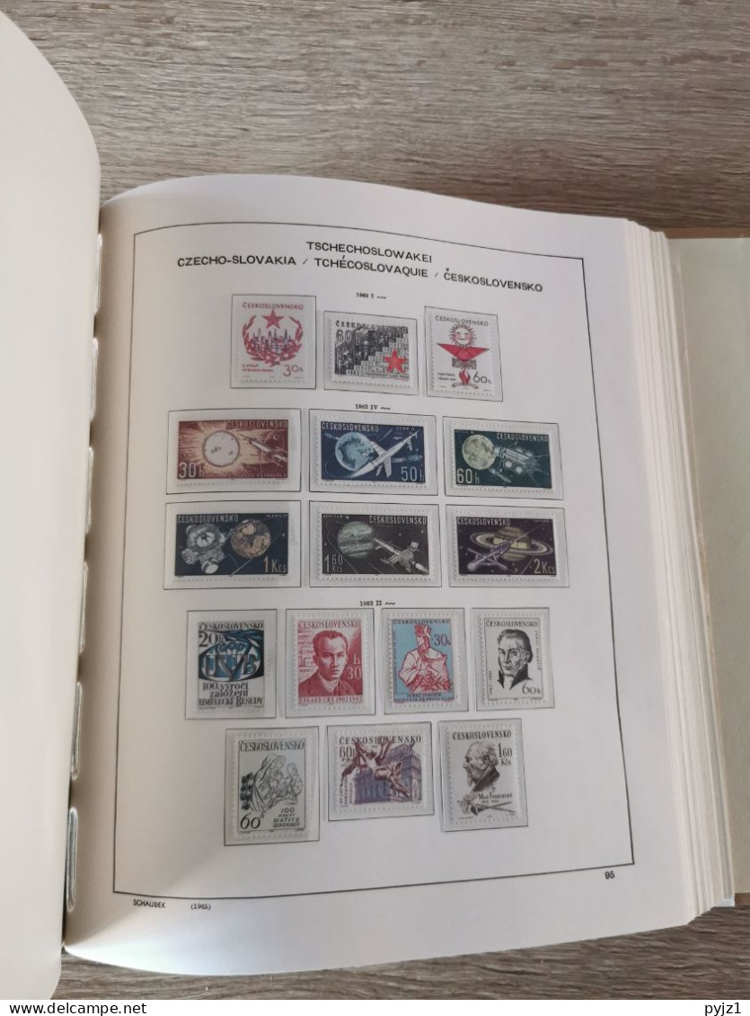 Czechoslovakia MNH 1950-1973 complete in Schaubeck album