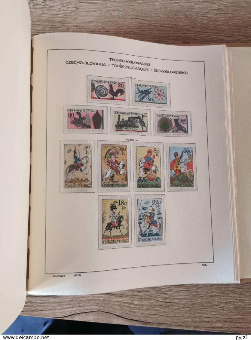 Czechoslovakia MNH 1950-1973 complete in Schaubeck album