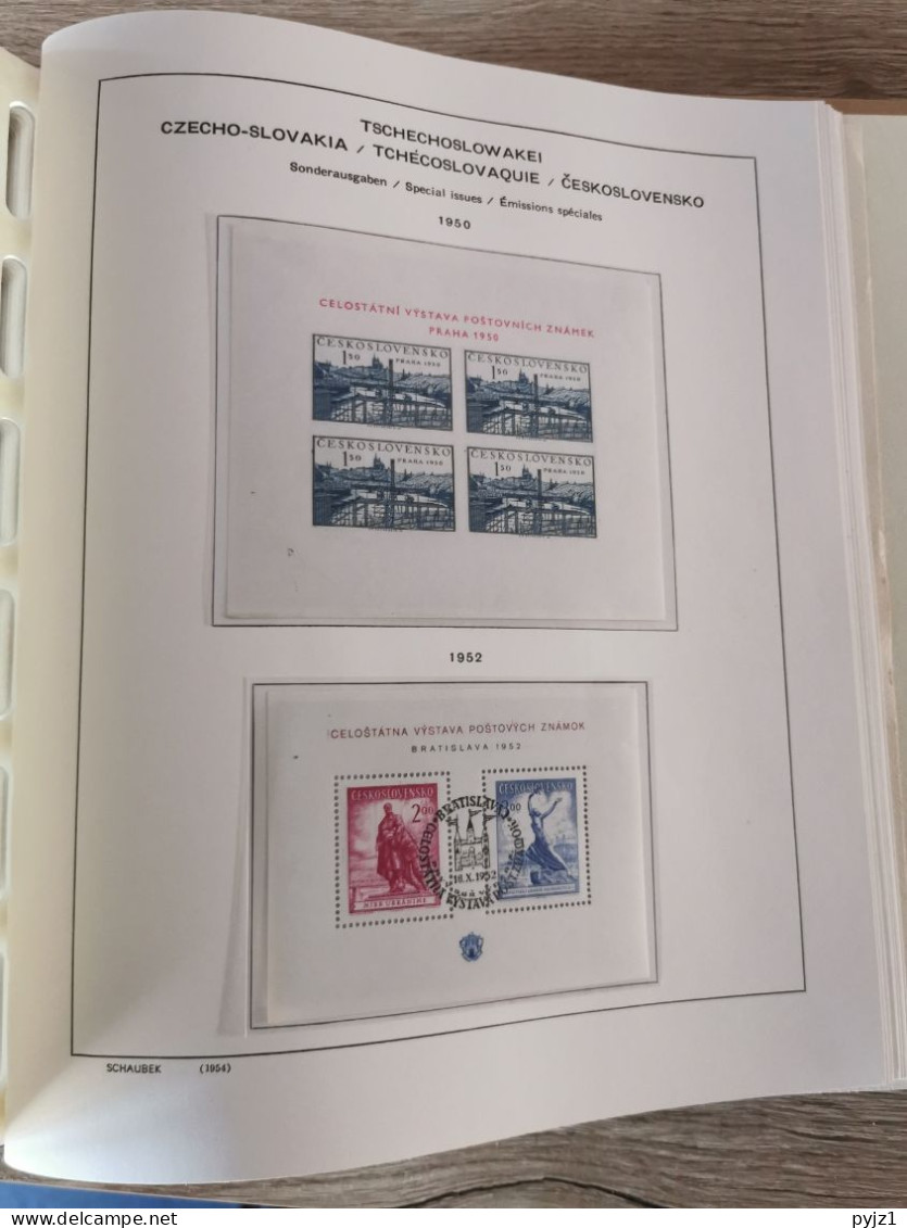 Czechoslovakia MNH 1950-1973 complete in Schaubeck album