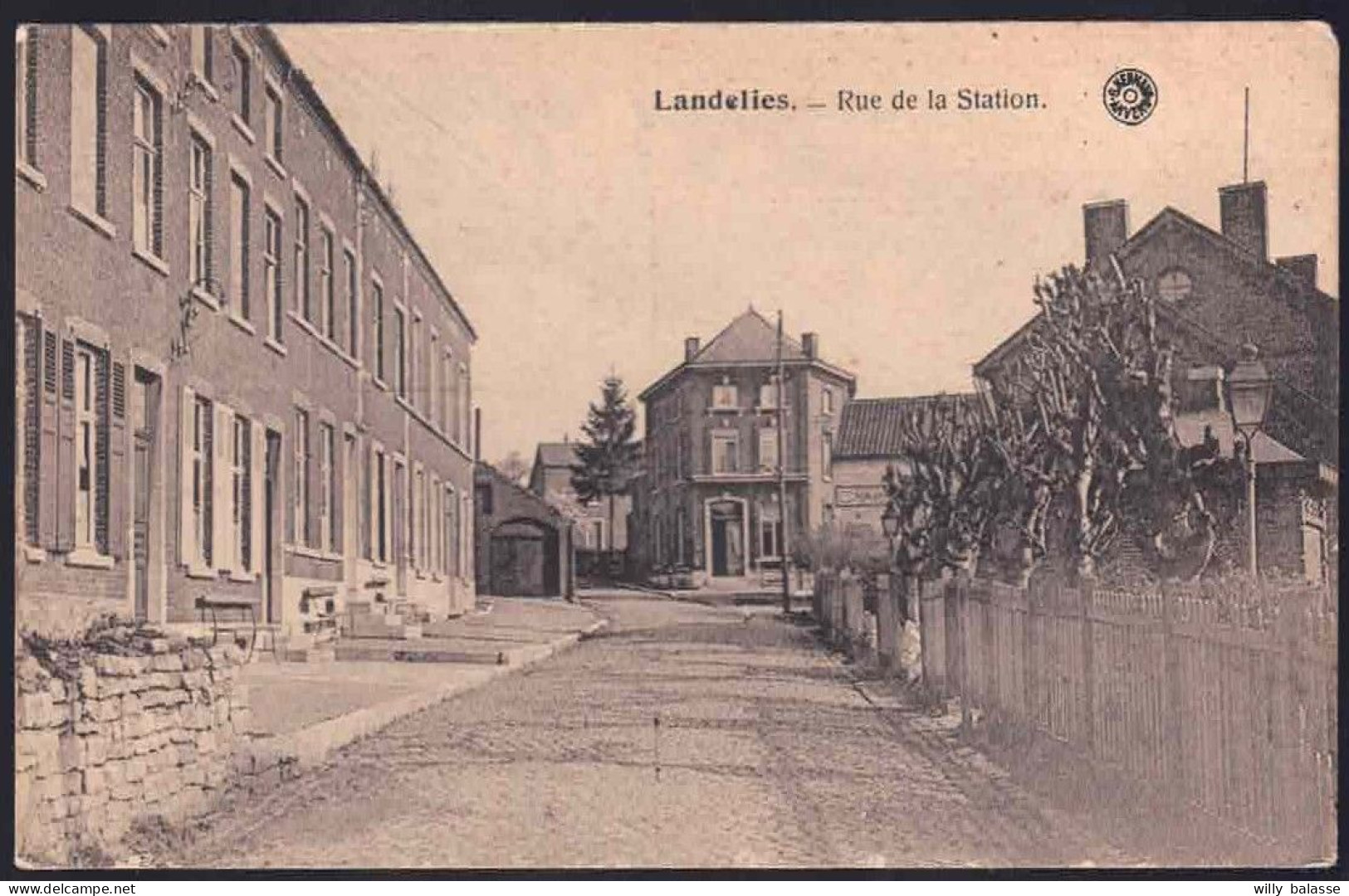 +++ CPA - LANDELIES - Rue De La Station  // - Montigny-le-Tilleul