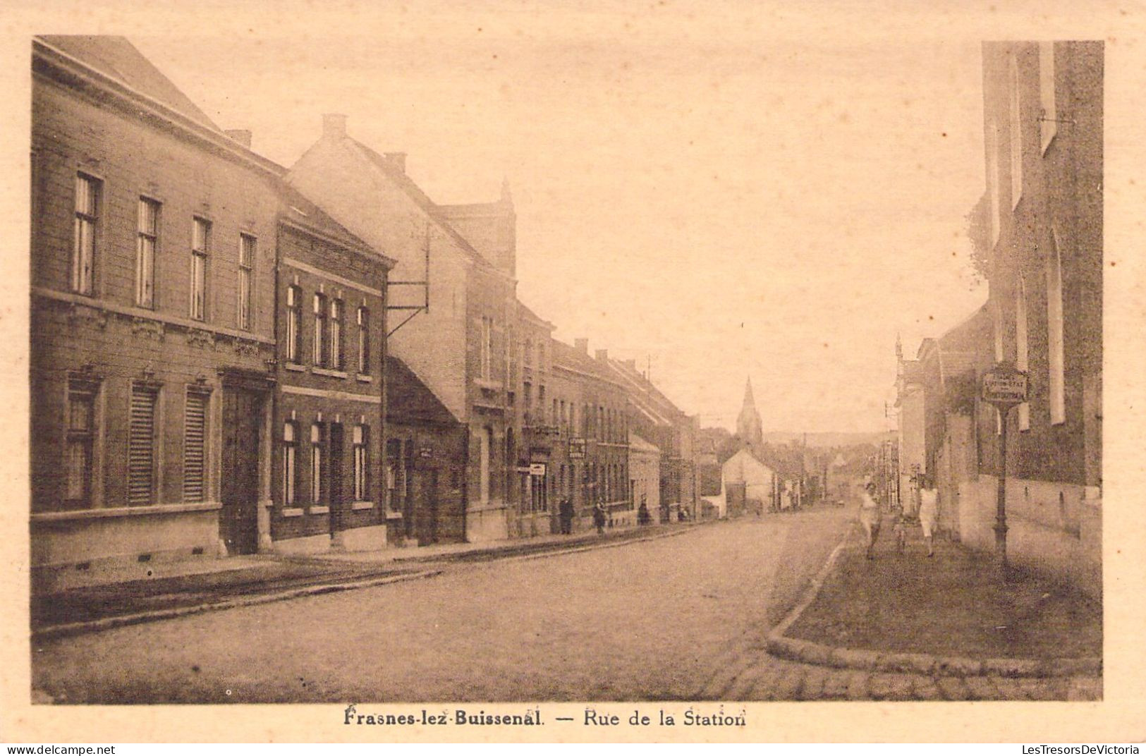 BELGIQUE - FRASNES LEZ BUISSENAL - Rue De La Station - Carte Postale Ancienne - Frasnes-lez-Anvaing