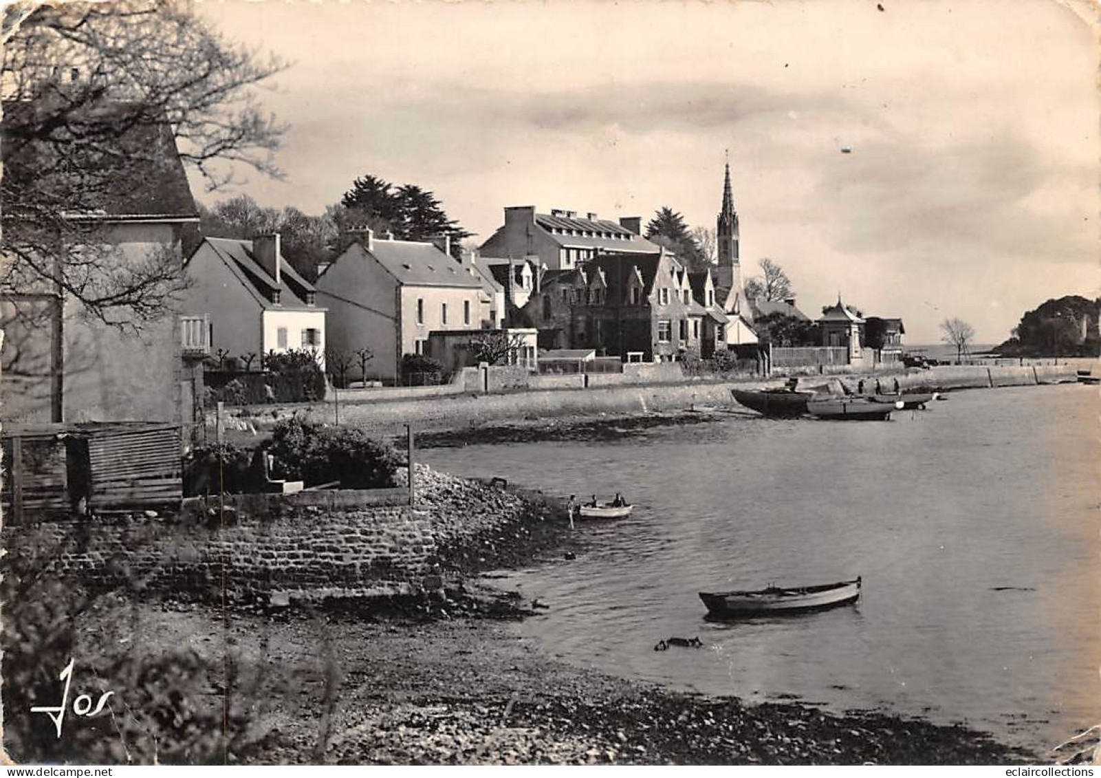 Bénodet           29         Bourg, église, Et Petit Port      10x15         (voir Scan) - Sonstige & Ohne Zuordnung