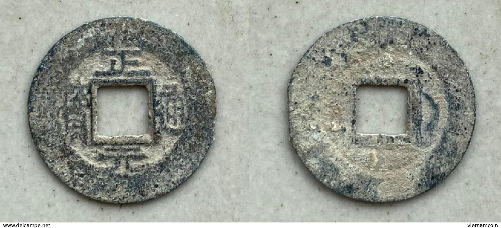 Ancient Annam Coin  Chinh Nguyen Thong Bao (zinc Coin) THE NGUYEN LORDS (1558-1778)  Square Head Thong - Viêt-Nam