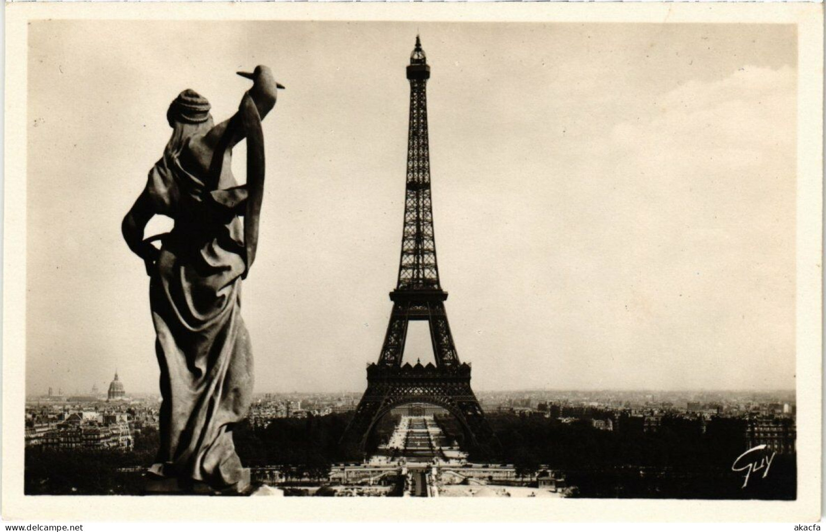 CPA PARIS 7e - La Tour Eiffel (84155) - Statues