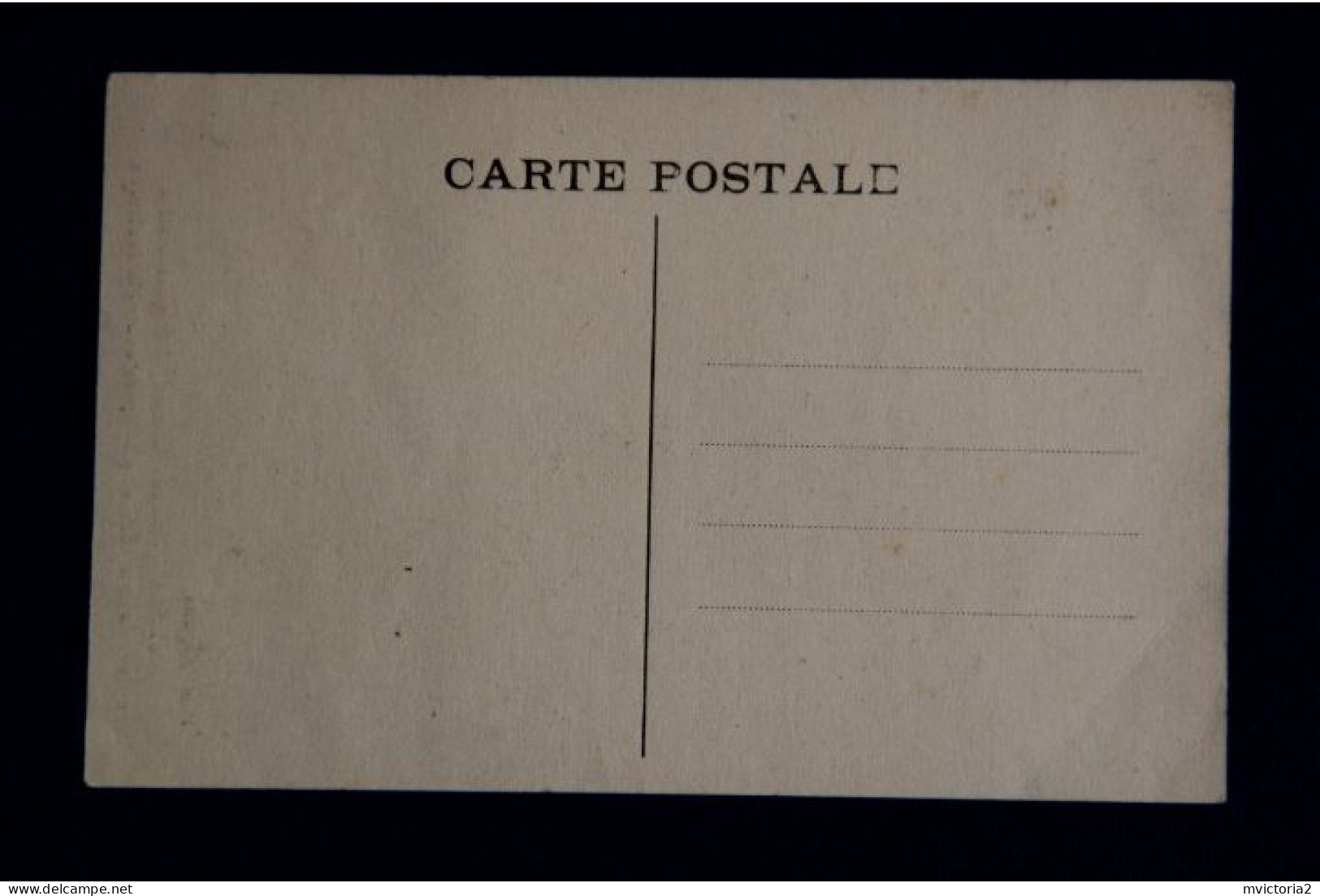 AUFFAY - HOUZOU BENARD Et PAQUET SIVIERE Descendus En 1927 Et Pris Après Avoir été Restaurés. - Auffay