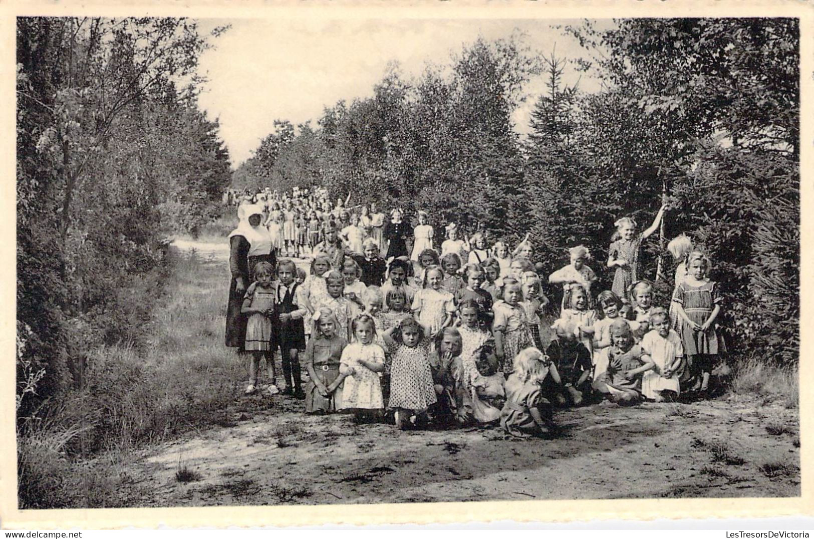 BELGIQUE - RAVELS - Vrouw Van De Kempen - Open Lucht School Voor Zwakke Meisjes - Carte Postale Ancienne - Ravels