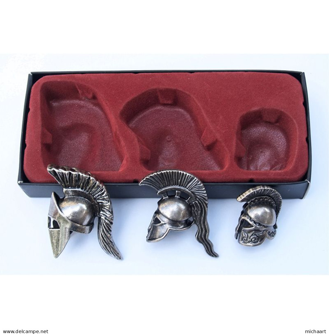 Spartan Helmets Miniature 3 Metallic Greek Set New In Box 00545 - Personajes