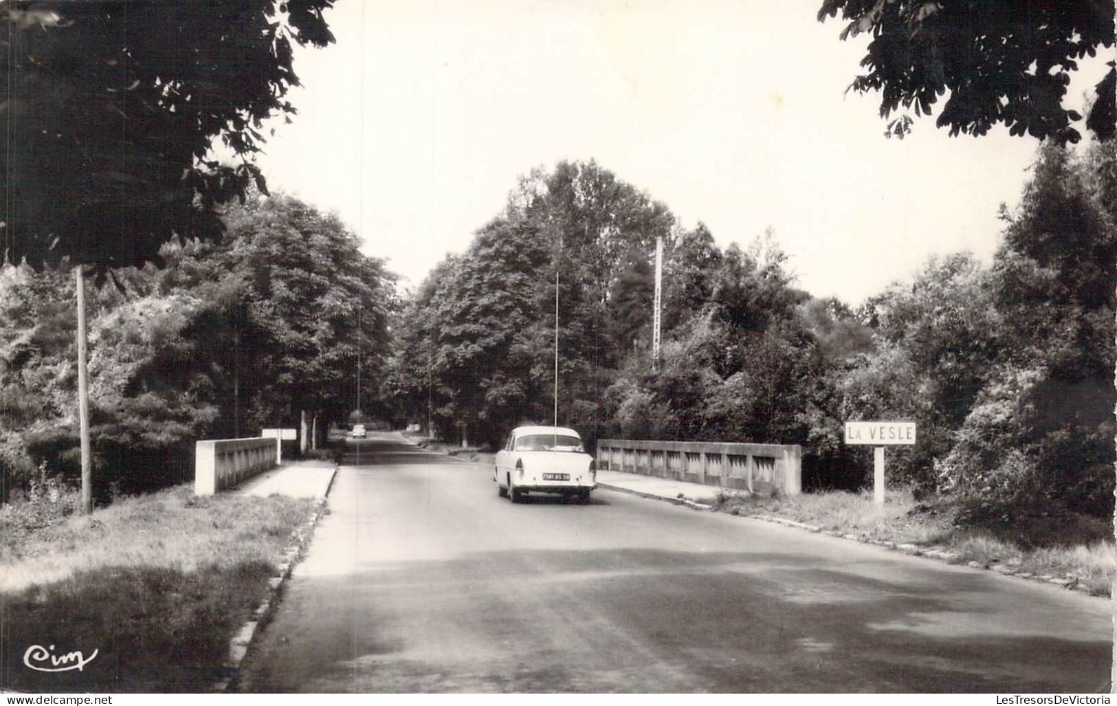 FRANCE - 51 - Fismes - Pont De La Vesles Sur Route De Soissons - Carte Postale Ancienne - Fismes