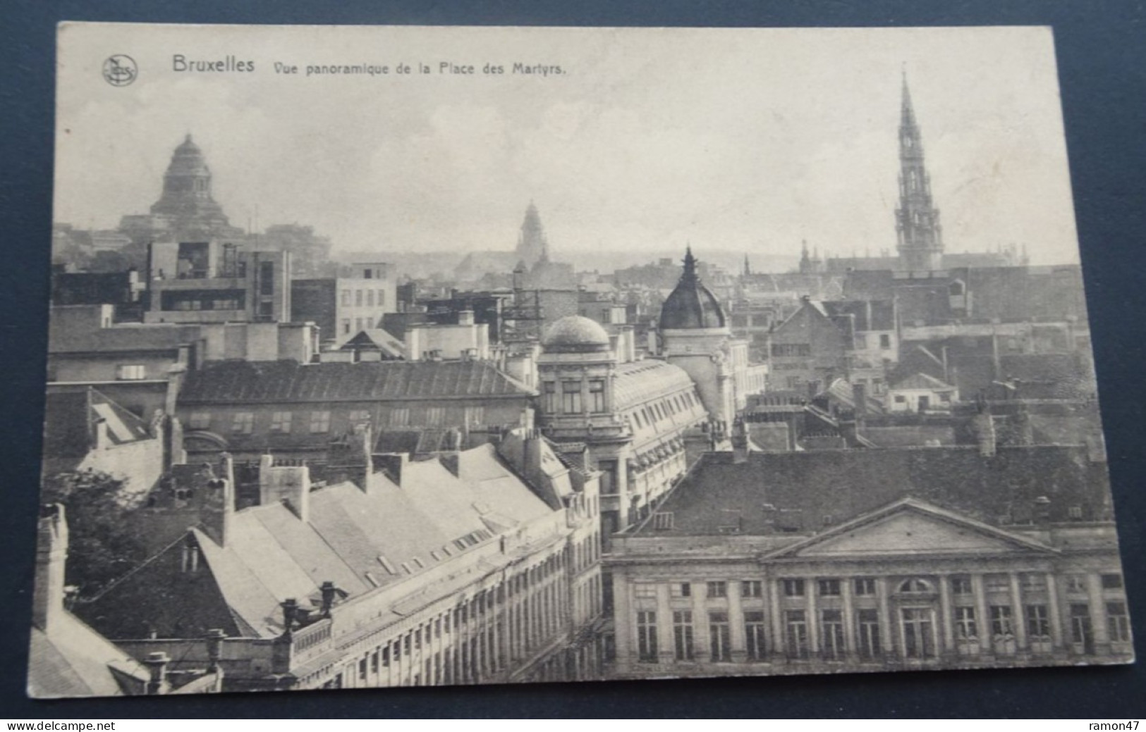 Bruxelles - Vue Panoramique De La Place Des Martyrs - Ern. Thill, Bruxelles, Série 1, N° 158 - Panoramische Zichten, Meerdere Zichten