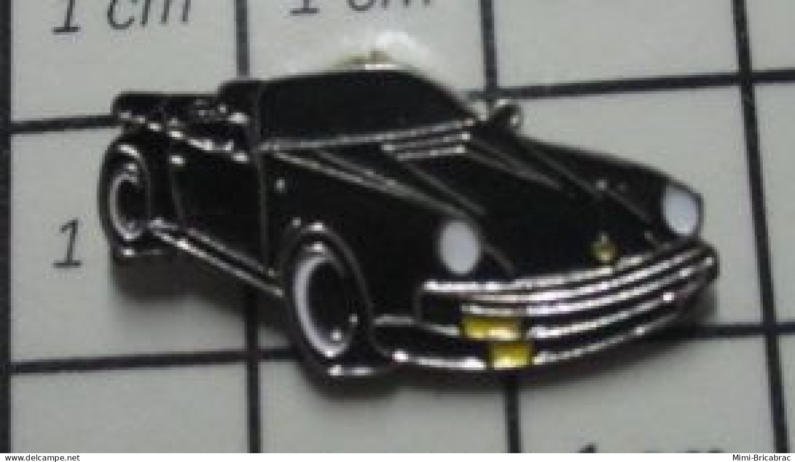 Sp15 Pin's Pins / Beau Et Rare / AUTOMOBILES / PORSCHE 911 NOIRE DECAPOTABLE Par EDITIONS ATLAS - Porsche