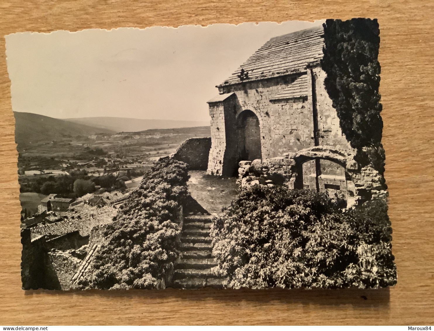 Cpsm84 Bonnieux Eglise Romane Et La Vallée Du Luberon - Bonnieux