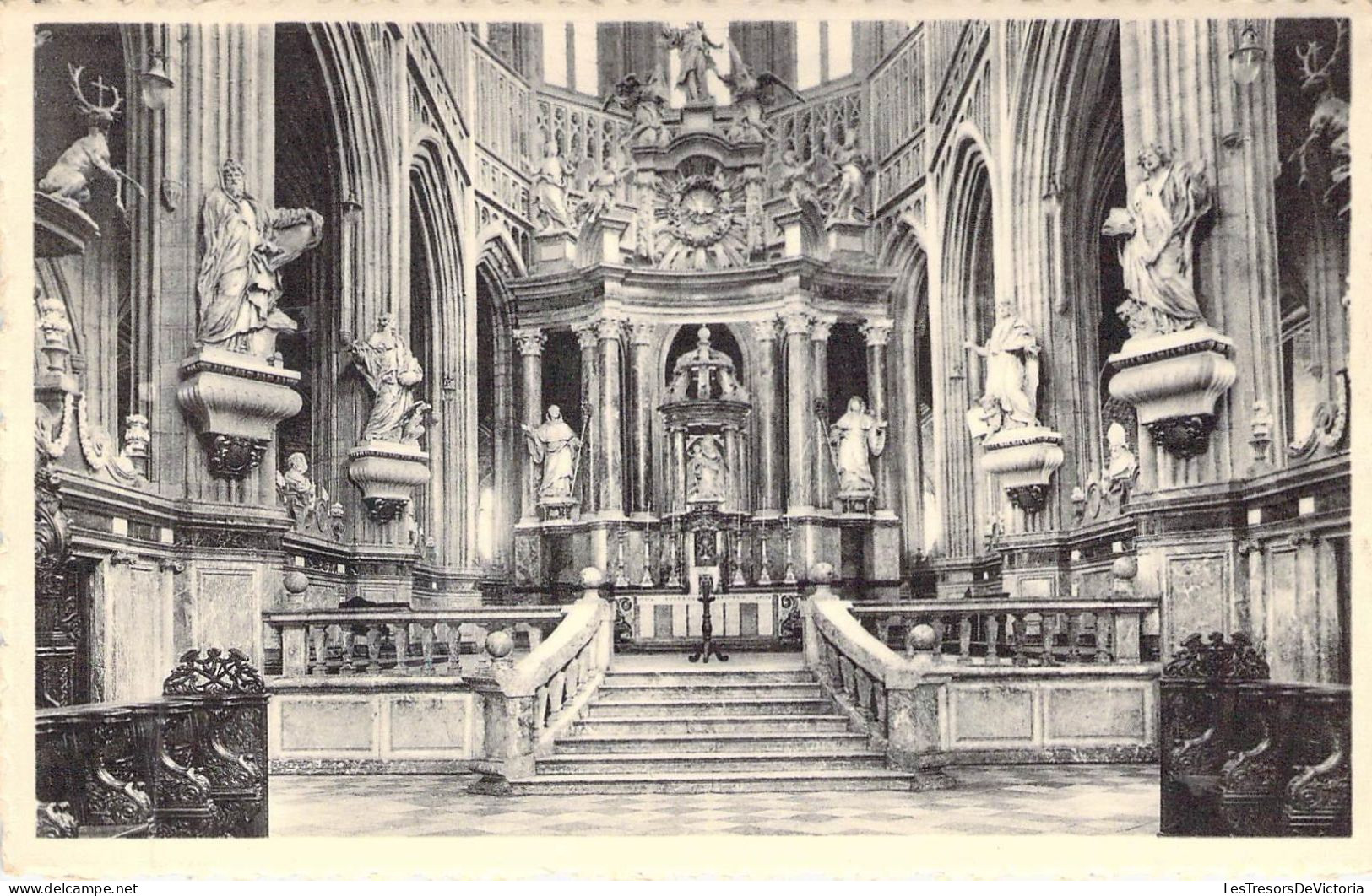 BELGIQUE - ST HUBERT - La Basilique - Le Sanctuaire Avec Son Autel Monumental  - Carte Postale Ancienne - Saint-Hubert