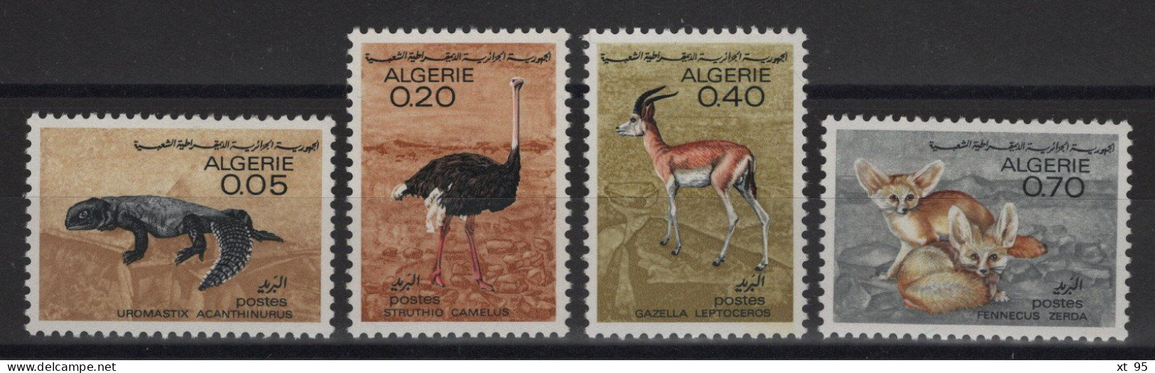 Algerie - N°447 à 450 - Faune Saharienne - Cote 5.50€ - ** Neufs Sans Charniere - Algérie (1962-...)