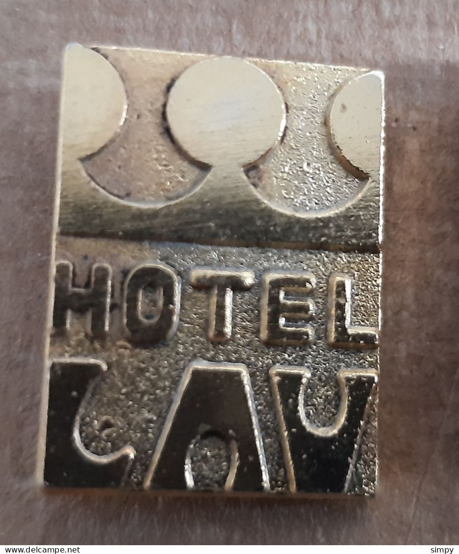 Hotel LAV Split Croatia Ex Yugoslavia Pin - Golf