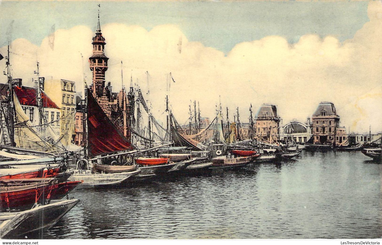 BELGIQUE - OSTENDE - Le Port De Pêche Et La Gare Maritime - Carte Postale Ancienne - Oostende