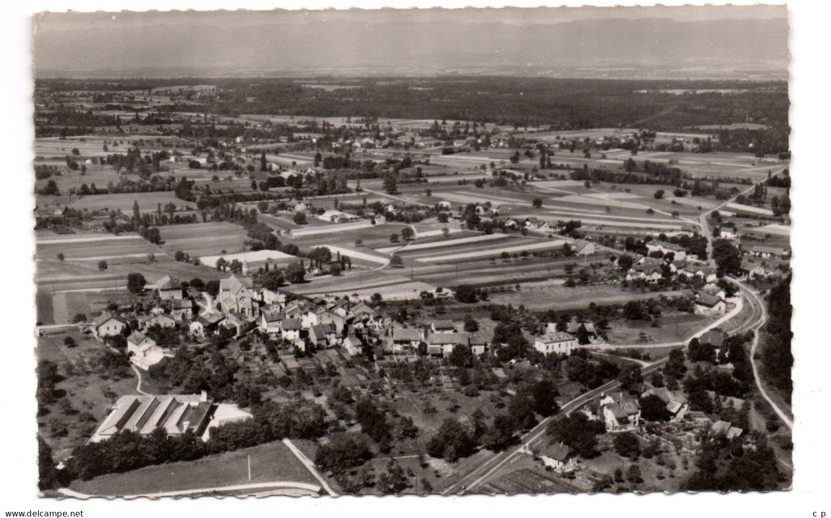 Sciez - Vue Aerinne Sur Le Village Et Ses Environs -  CPSM°J - Sciez