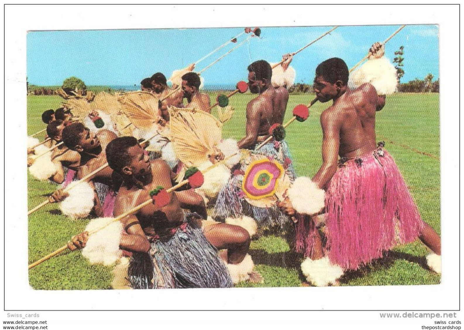 FIDJI DANSEURS CPM ANIMEE FIJI FIDJI - Fidji