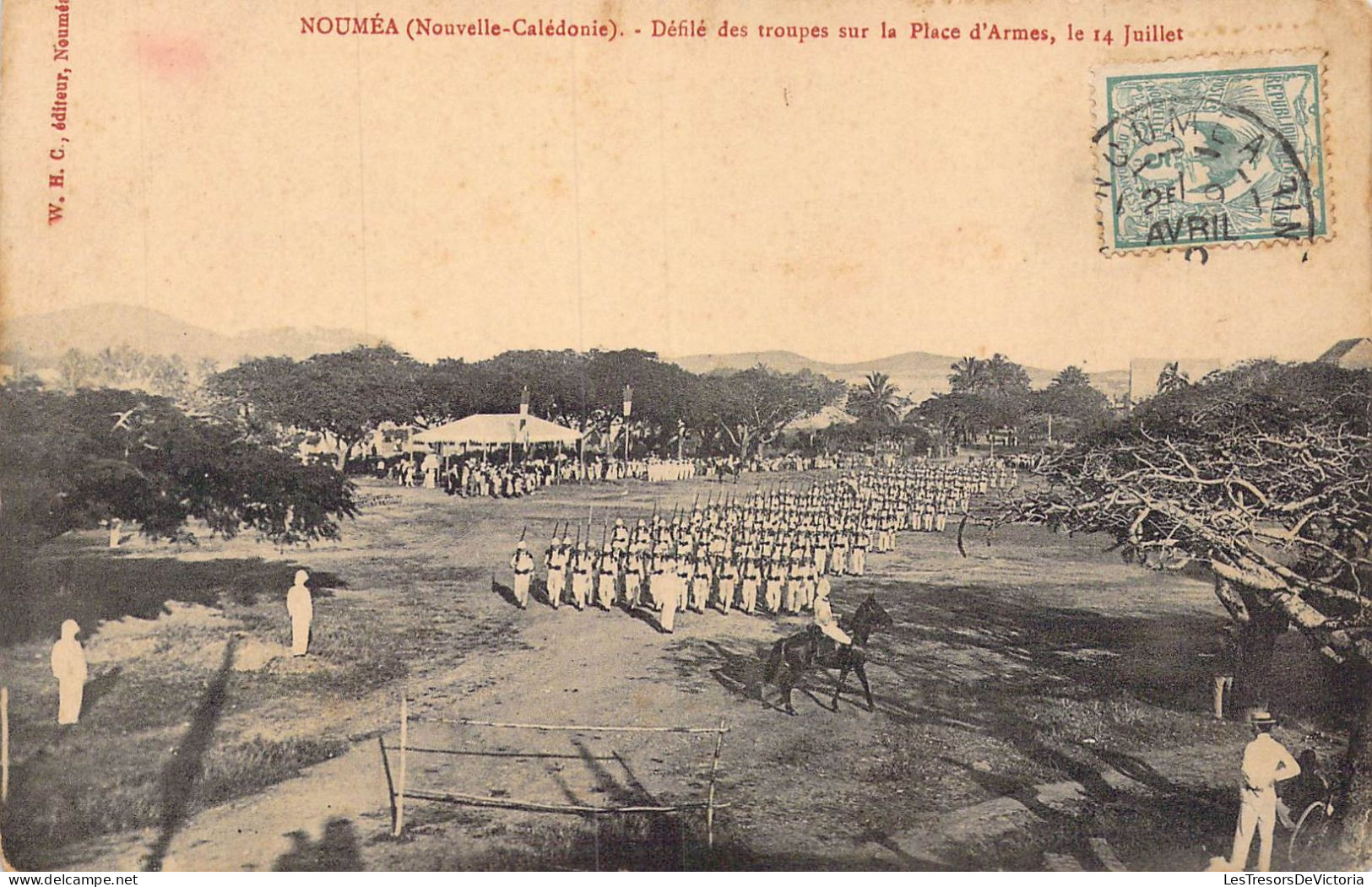 FRANCE - Nouvelle Calédonie - Nouméa - Défilé Des Troupes Sur La Places D'Armes, Le 14 Juillet - Carte Postale Ancienne - Nouvelle Calédonie