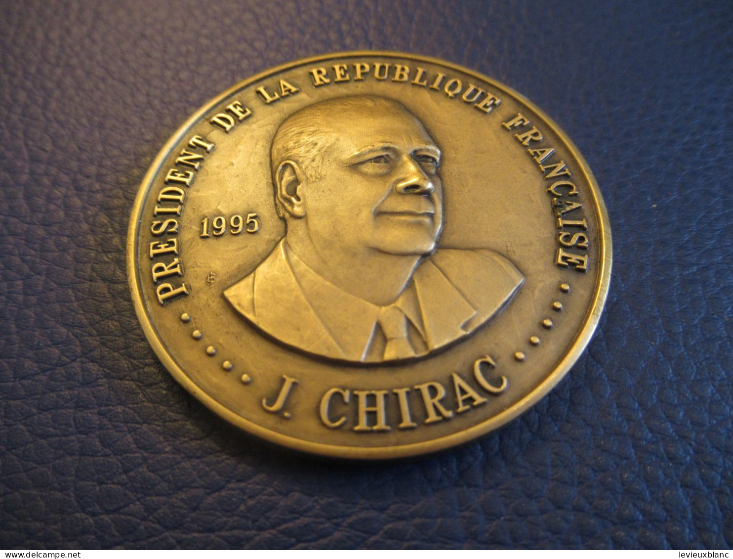 Médaille Commémorative/ J.CHIRAC  Président De La République Française/ Cinquiéme République 1958/1995        MED430 - Frankrijk