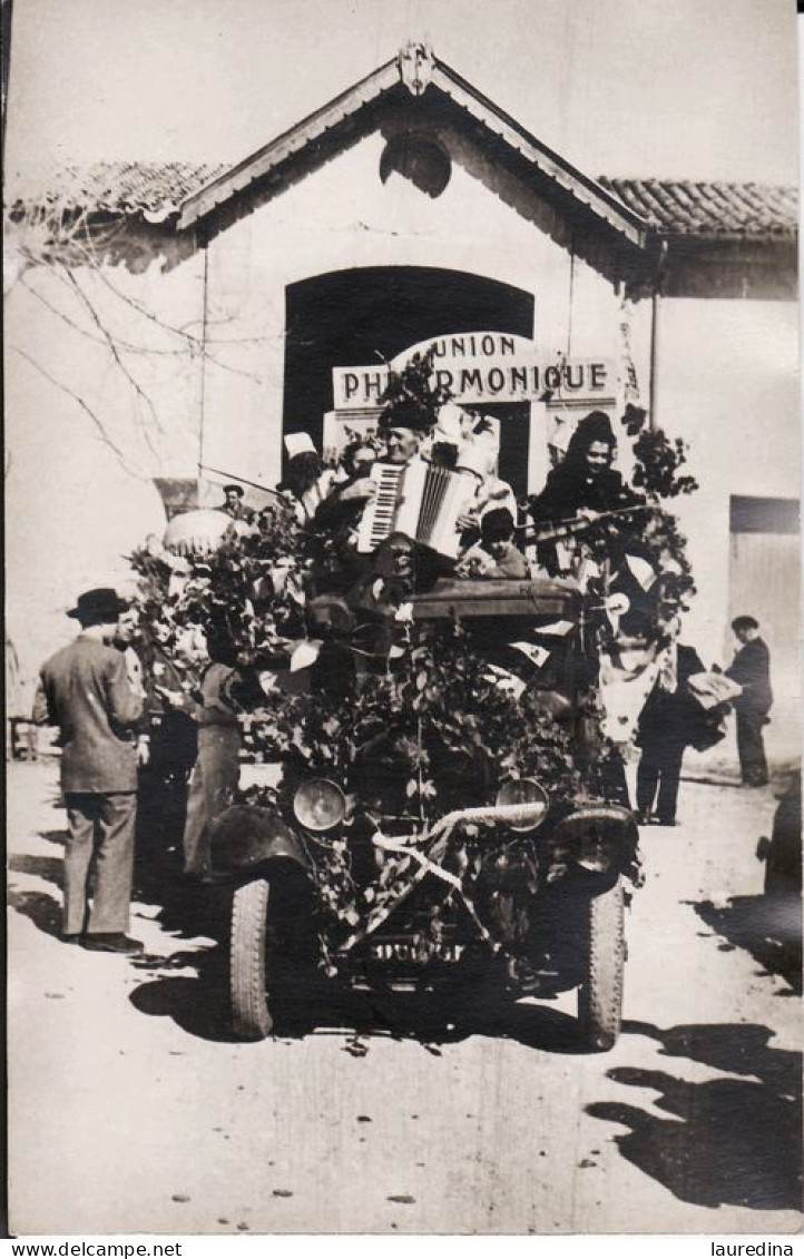 CARTE PHOTO HERAULT - MEZE - 1950 CHAR DE L'UNION PHILHARMONIQUE - Manifestazioni