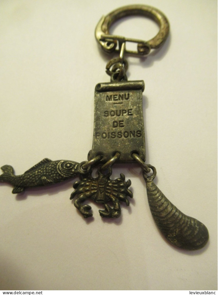 Porte-Clés Ancien Très Original/ Soupe/  ROYCO / Menu Soupe De Poisson /Avec Pendentifs /Vers 1950-1960        POC550 - Key-rings