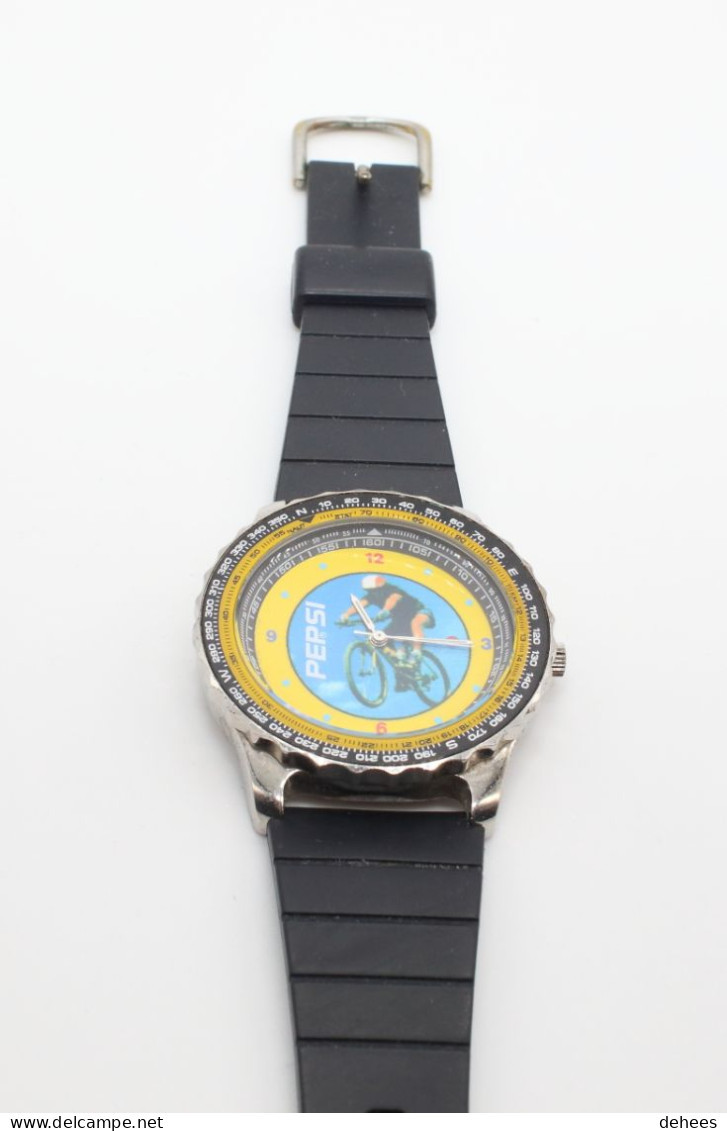 Montre PEPSI Avec Tachymètre, Photo VTT - Relojes Publicitarios