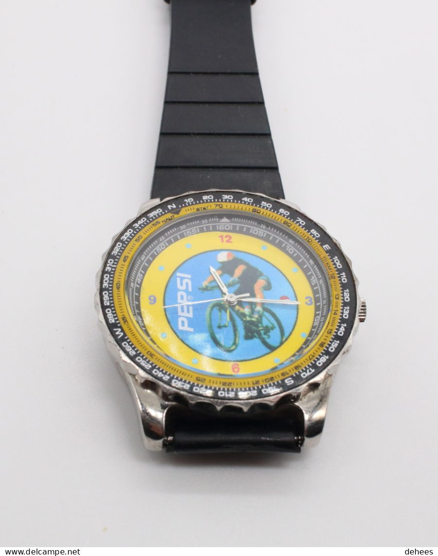 Montre PEPSI Avec Tachymètre, Photo VTT - Orologi Pubblicitari