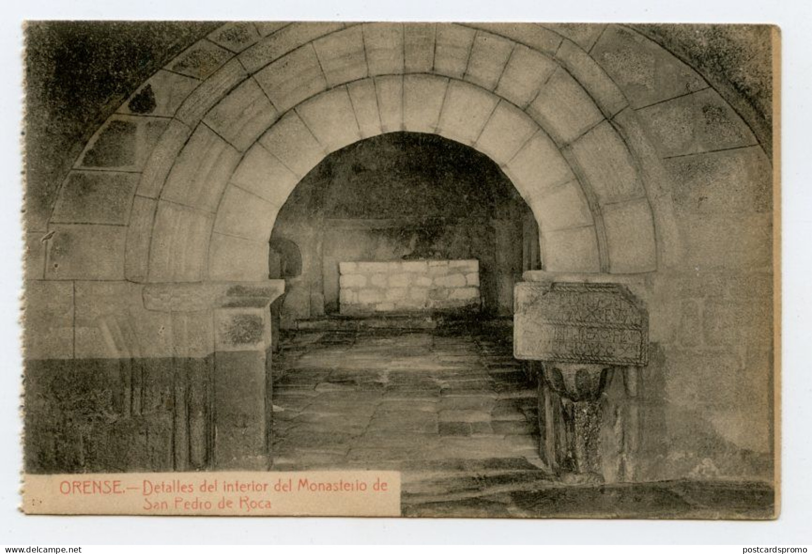 ORENSE, Galicia - Detalles Del Interior Del Monasterio De San Pedro De Roca  ( 2 Scans ) - Orense