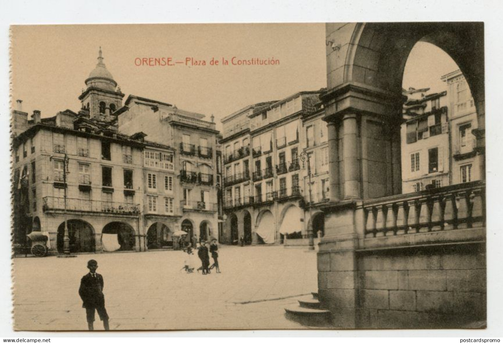 ORENSE, Galicia - Plaza De La Constitución  ( 2 Scans ) - Orense