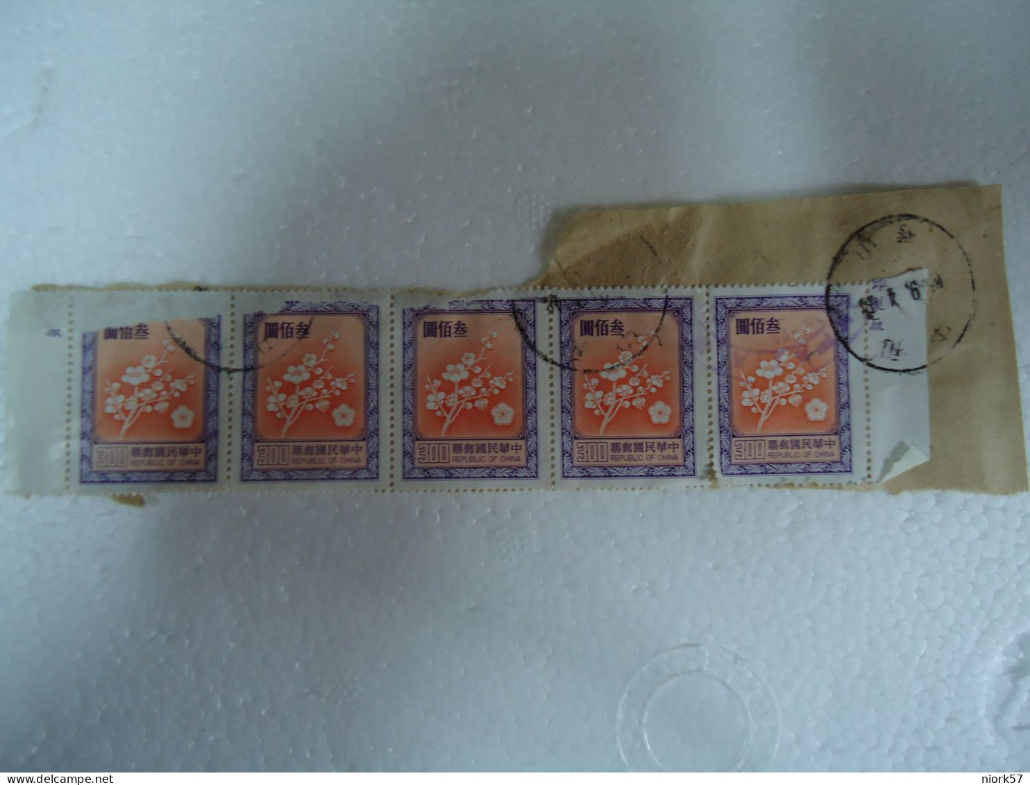 TAIWAN  USED 5  ON PAPER   STAMPS  FLOWERS  300 UNIT WITH POSTMARK - Other & Unclassified