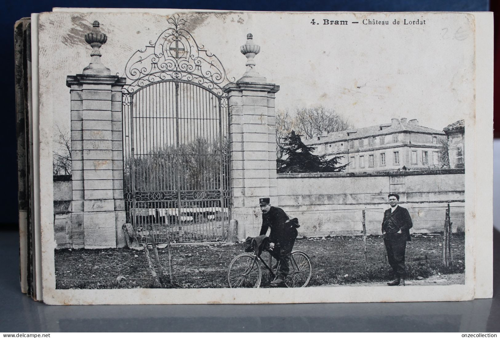 BRAM     -     CHATEAU  DE  LORDAT  AVEC  FACTEUR  A  VELO   1909   CARTE  PALAU  AVEC  NOTICE - Bram