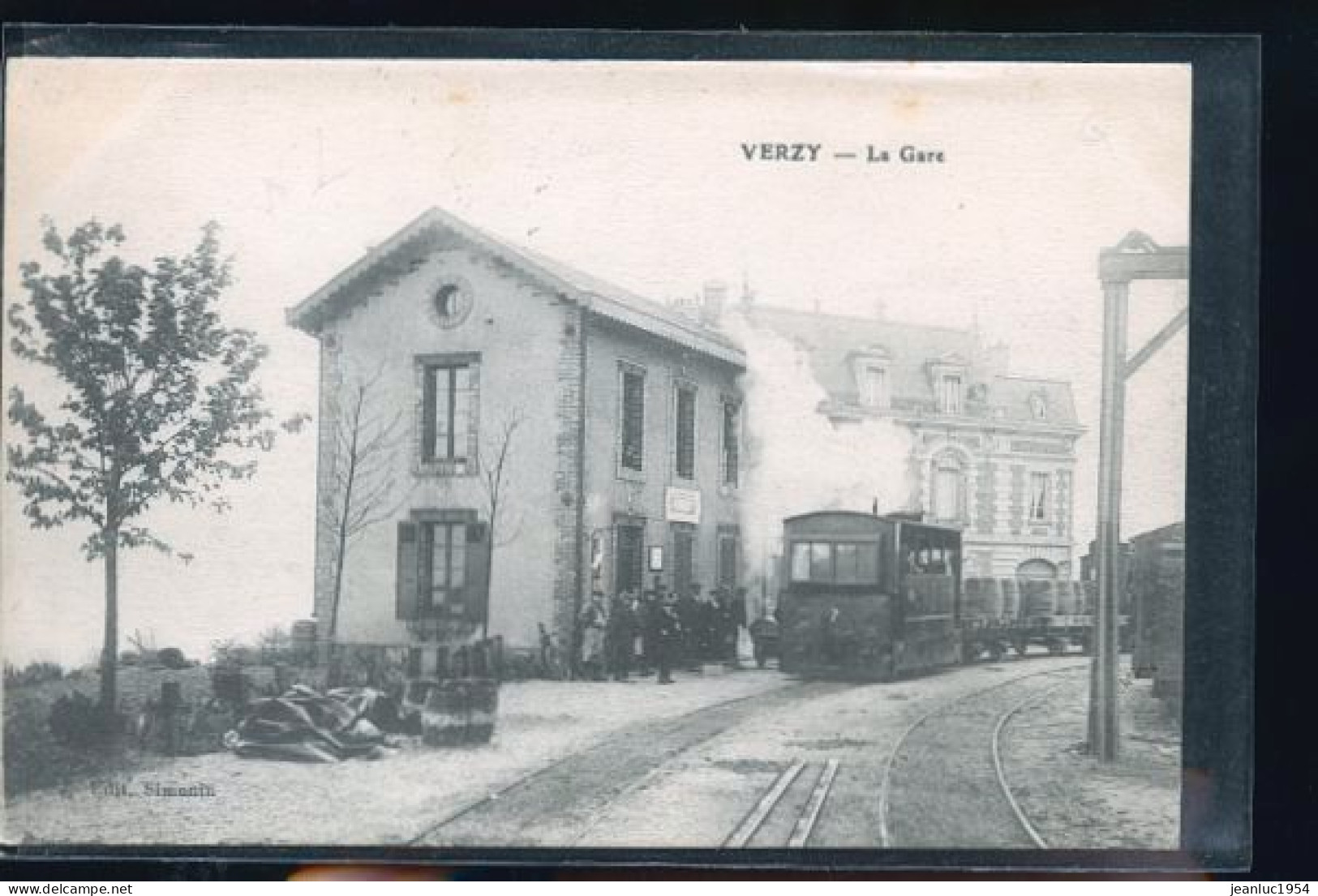 VERZY LA GARE  LA GARE CBR - Verzy