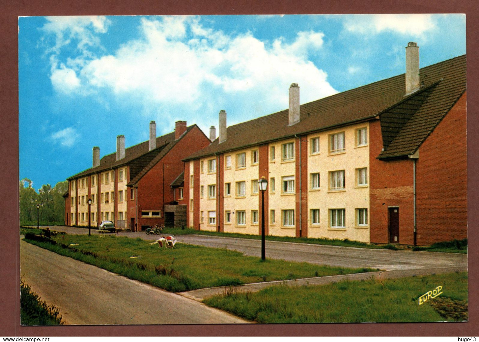 (RECTO / VERSO) WORMHOUT - N° 4381 - RESIDENCE DU CLOCHER AVEC CITROEN GS - CPSM GF - Wormhout