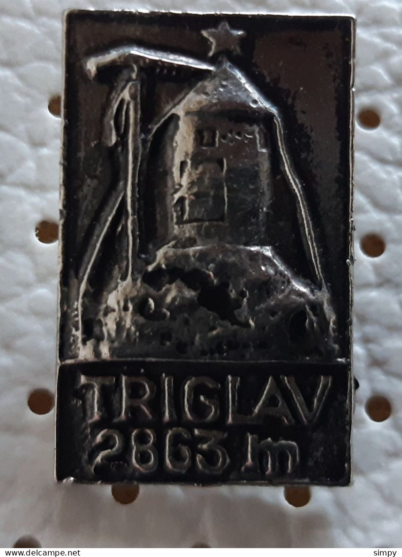 Triglav 2863 Aljazev Stolp Aljaz Tower  Alpinism, Mountaineering Slovenia  Pin - Alpinisme