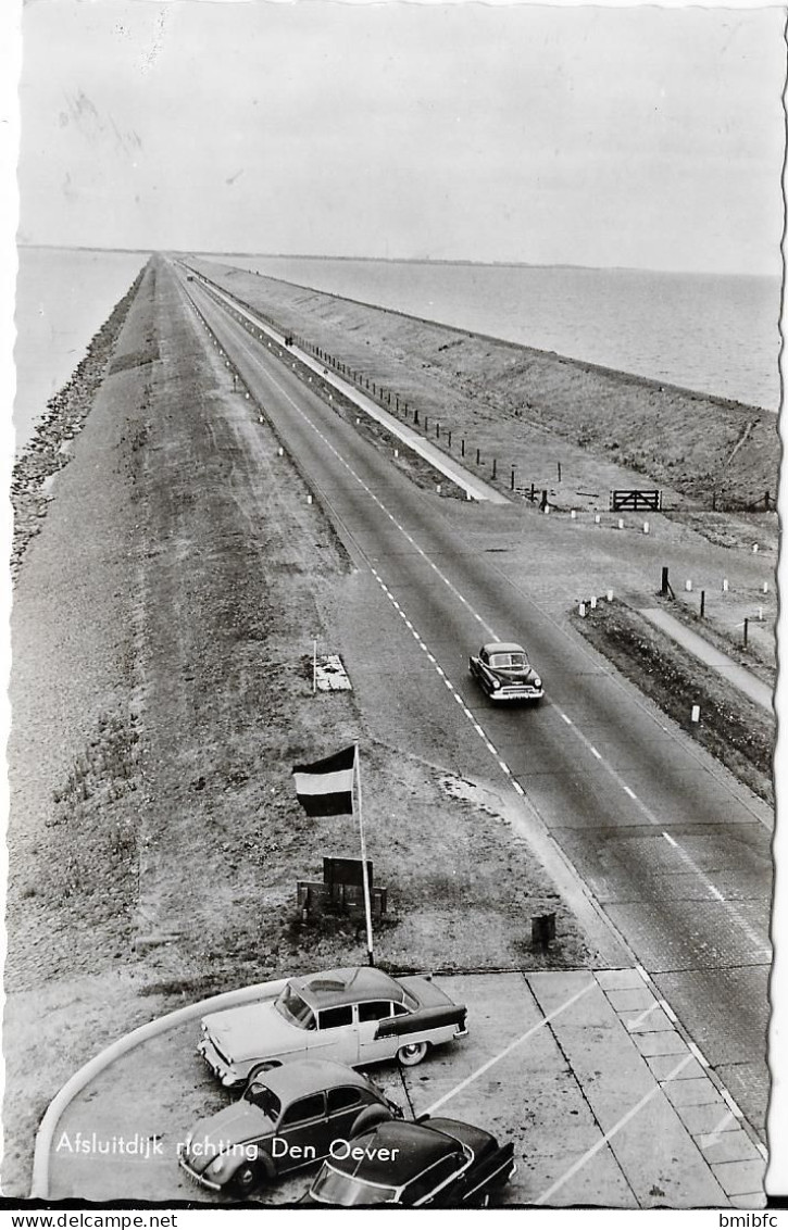 Afsluitdijk Richting Den Oever - Den Oever (& Afsluitdijk)